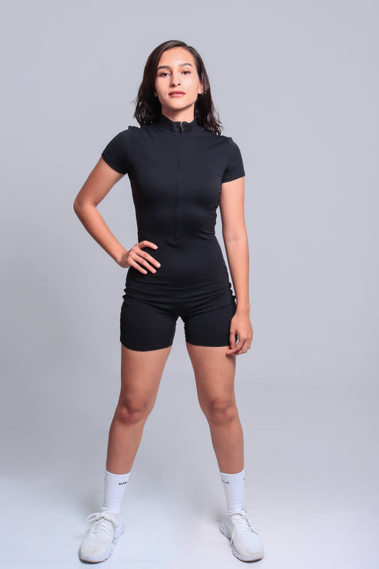 Jumpsuit Uno Colección Origen negro Kábala