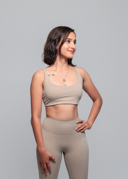 Sports bra sujetador colección origen Kábala beige